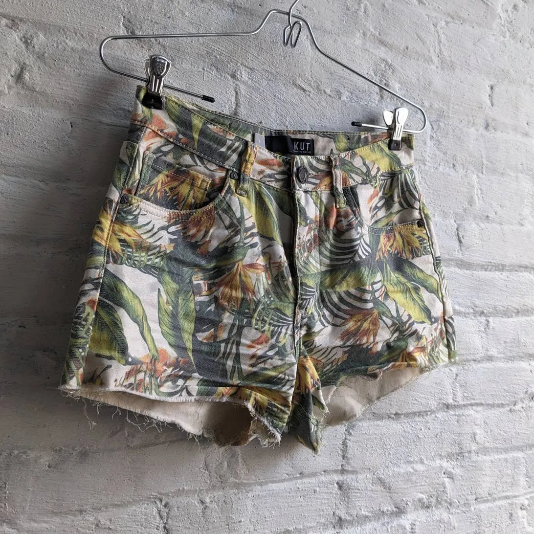 Distressed Denim Grunge Shorts High Rise Tropical Jungle Print Raw Hem Cut Offs