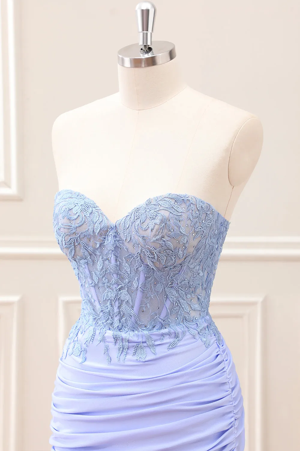 Lilac Strapless Ruched Corset Homecoming Dress with Appliques